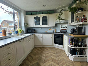 Kitchen/Diner- click for photo gallery